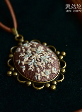 复古宫廷风花纹项链剁手都要买