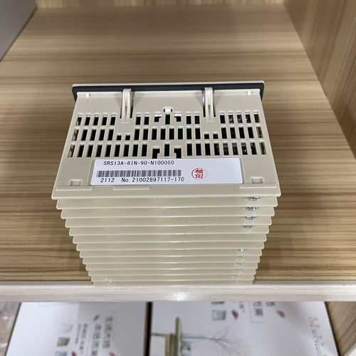 岛电SHIMADEN温控表SRS13A-8IN-90-N100050 8P 8Y 8V数字调节仪 - 图1