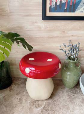 蘑菇凳床头柜替代品多巴胺装饰大容量储物柜创意客厅家用卡通边几