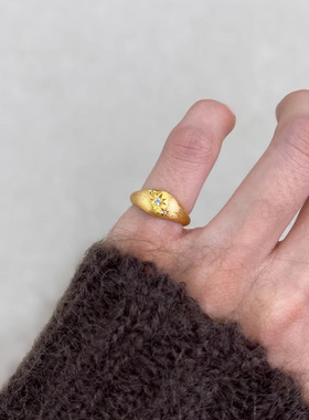 复古镶嵌六芒星拉丝戒指