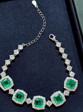 带棉玻璃体祖母绿手链