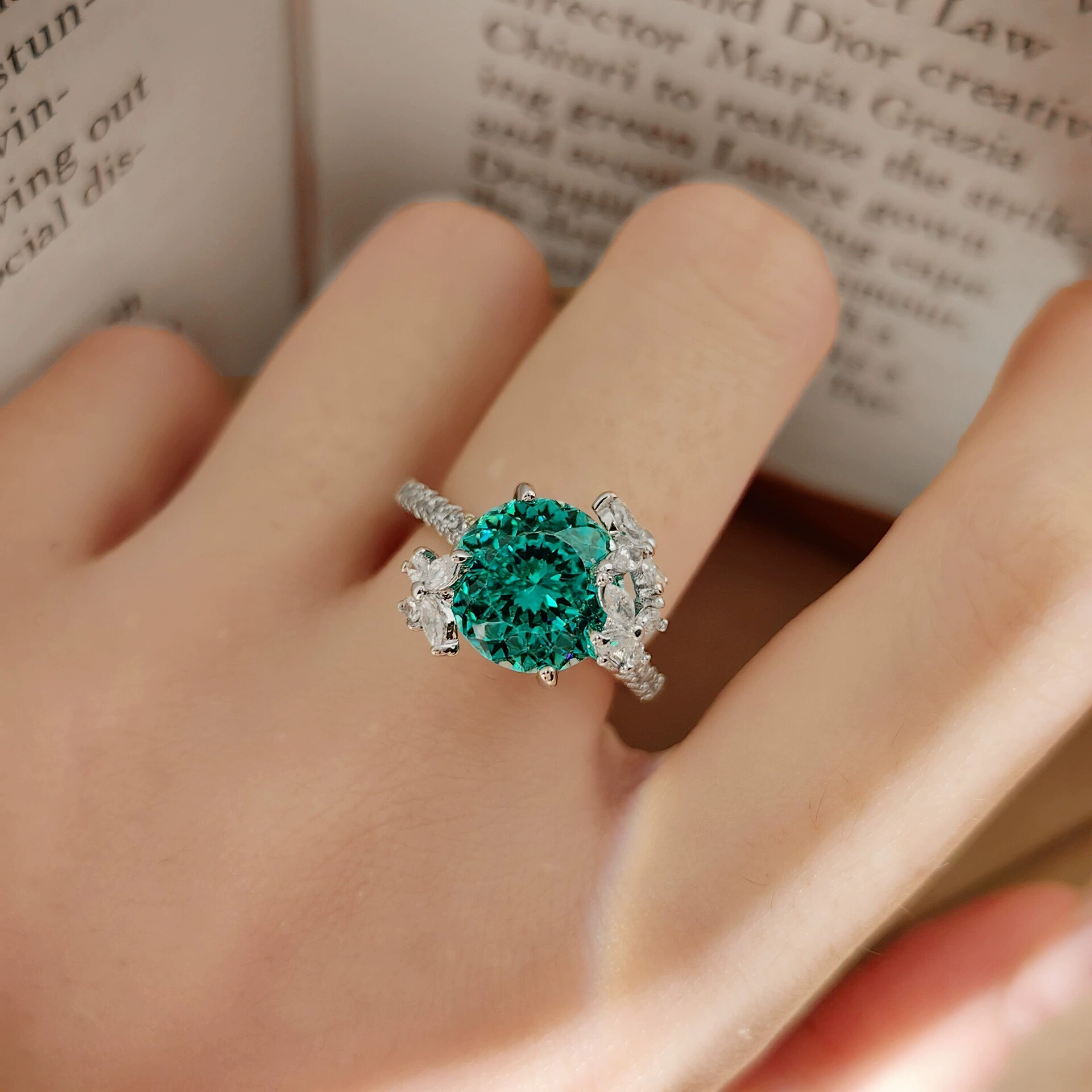 Young fashion light luxury rose red diamond red corundum dragon fruit ring super fairy butterfly design Paraiba women's ring