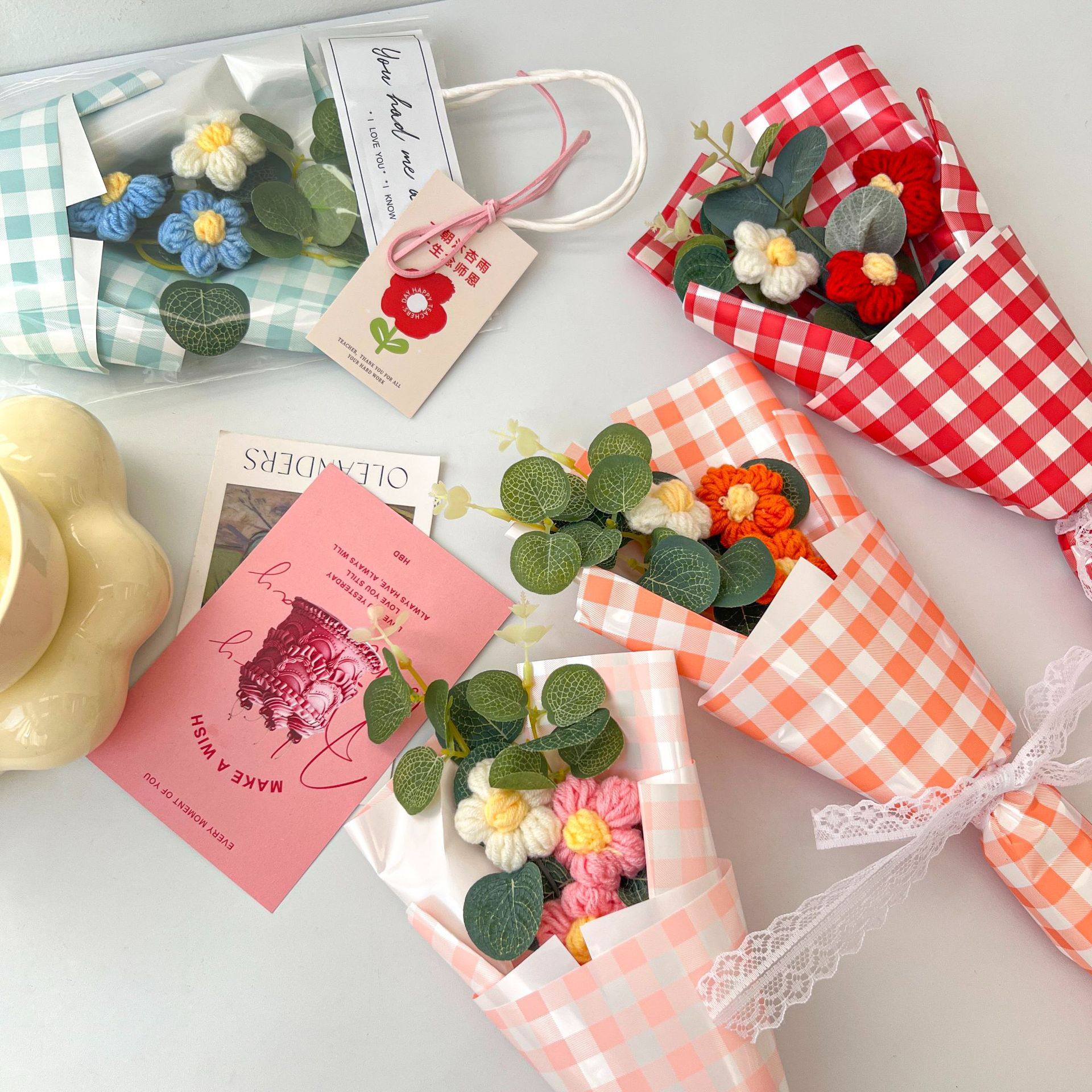 三八妇女节礼品手工编织花束情人节礼物针织手捧花团建活动伴手礼