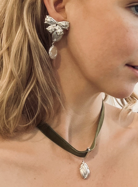 lost in echo2024秋季新款原创复古枕头吊坠丝绒chocker项链女