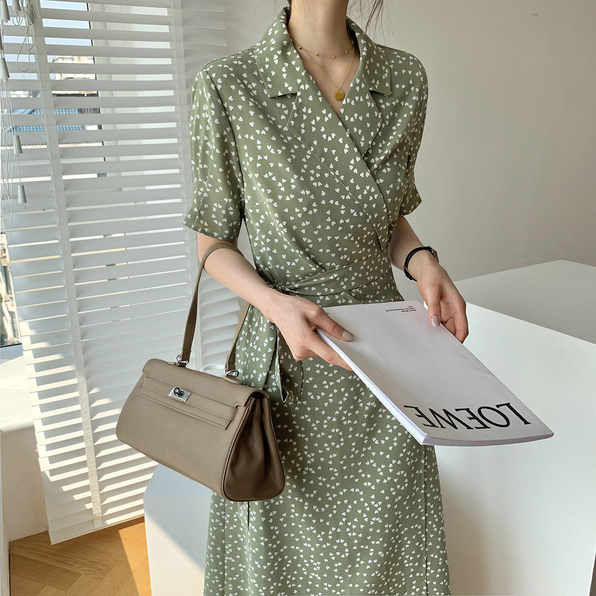 2020夏新款轻熟女仙赫本风连衣裙 嘉茱莉连衣裙