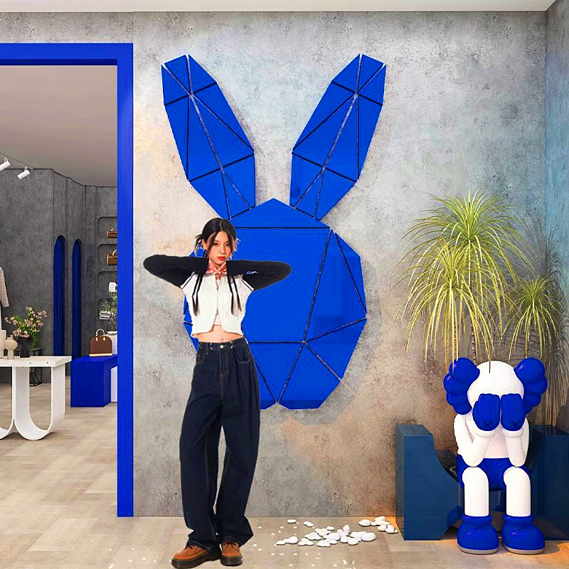 网红打卡背景墙面克莱因蓝拍照区布置奶茶店墙壁兔子装饰画3d贴纸