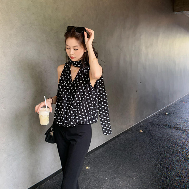 Bigyu retro chiffon polka-dot shirt ຄໍ V ຄົນອັບເດດ: commuting temperament OL sleeveless shirt loose top two-piece set