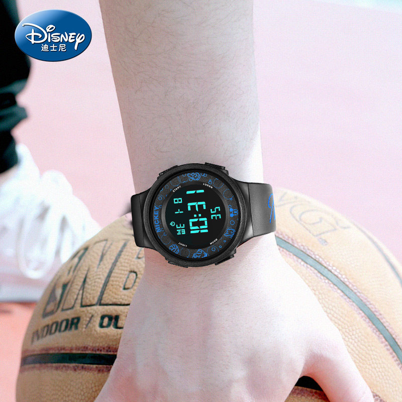 迪士尼儿童男孩防水防摔男童电子表 忆美时手表国产腕表