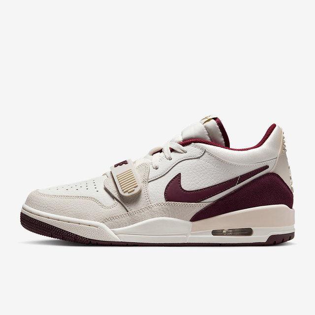 Nike men's training breathable sneakers