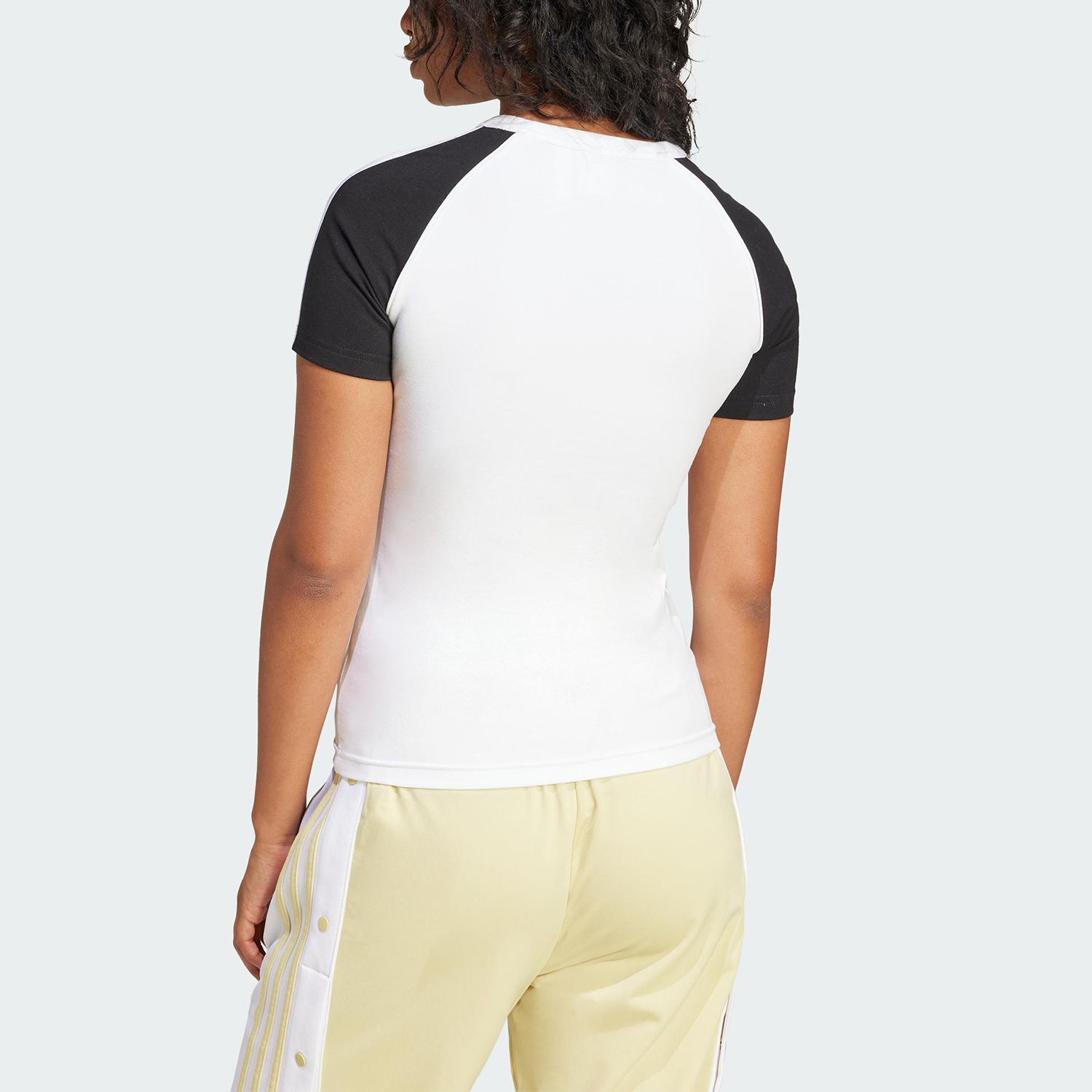 Adidas/阿迪达斯正品三叶草女士休闲修身运动针织透气短袖JD0834 - 图0