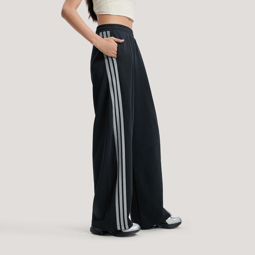 Adidas/阿迪达斯正品2026春季款女士耐穿宽松运动休闲长裤KR7594 - 图1