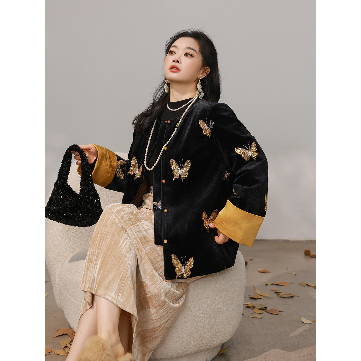 DM100大码百分百女装微胖mm冬季精致撞色拼接国风丝绒绣花羽绒服,淘宝优惠券,粉丝福利购,淘宝优惠卷