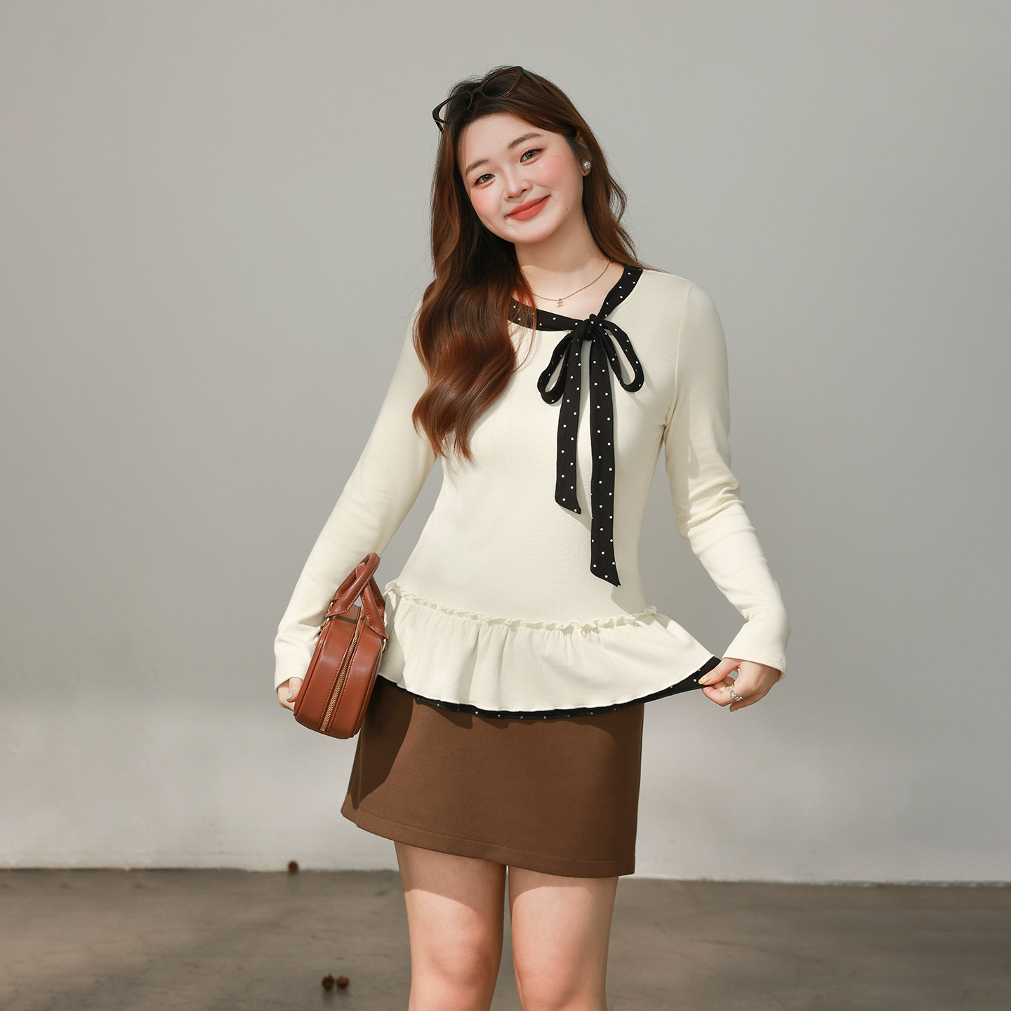 DM100大码百分百女装微胖mm冬季撞色波点系带收腰双层花边打底T恤,淘宝优惠券,粉丝福利购,淘宝优惠卷