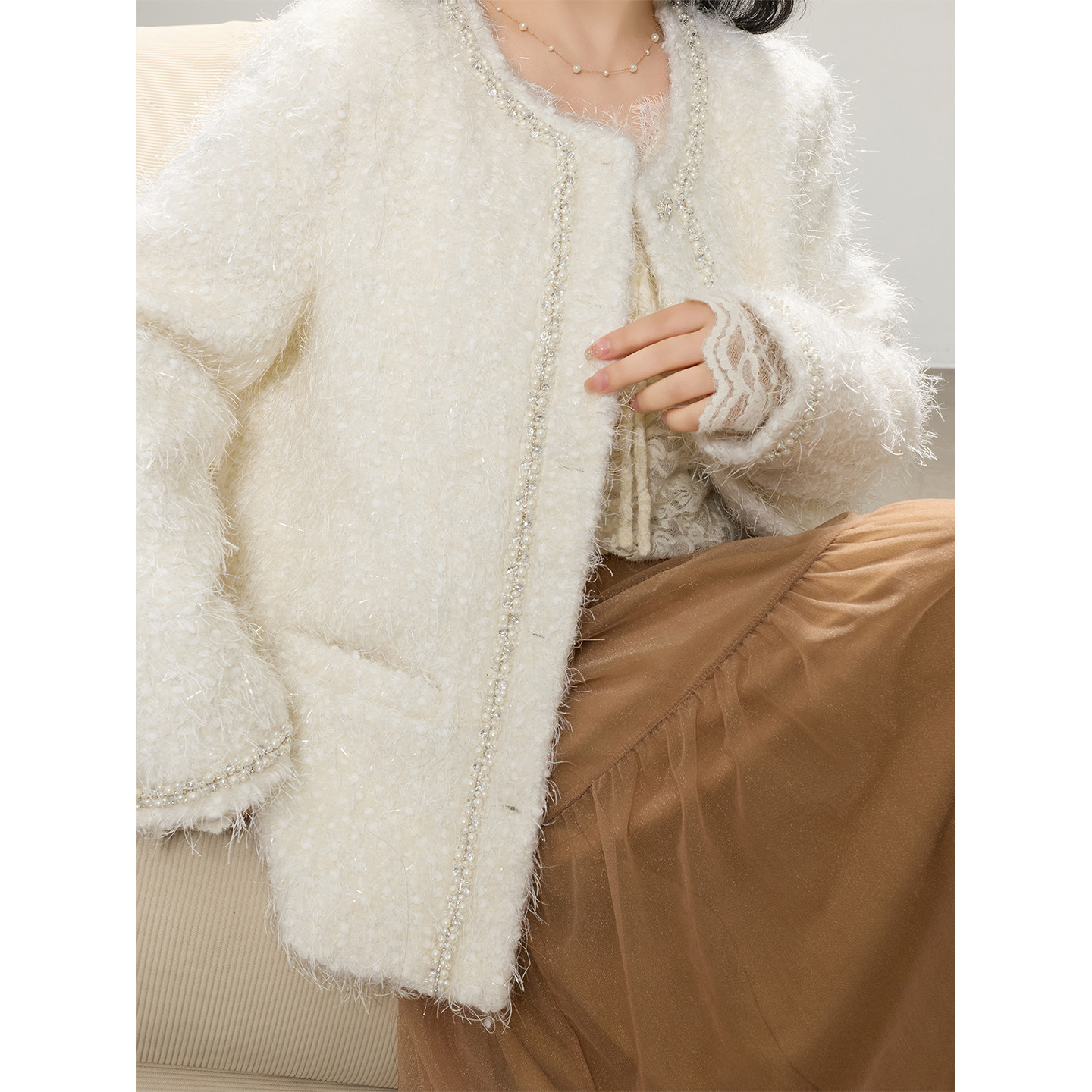 DM100大码百分百女装微胖mm冬季气质正肩小香风编织轻薄羽绒服