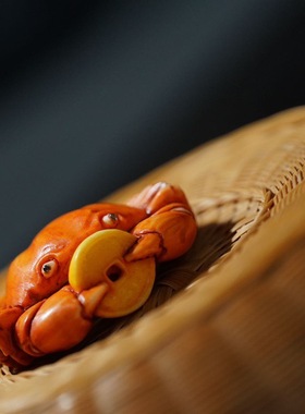 八方来财鹿角大闸蟹根付