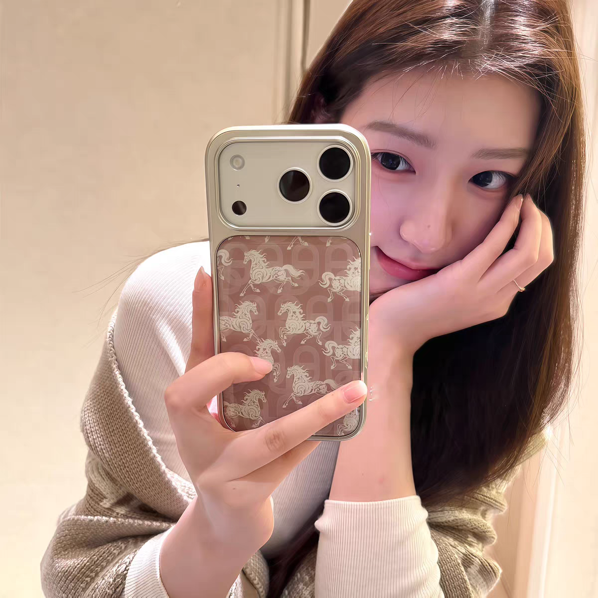 ins风新年好运白马银边滴胶手机壳适用苹果iPhone17promax高级感保护套小众16plus华为15pro14防摔小米13pro,淘宝优惠券,粉丝福利购,淘宝优惠卷