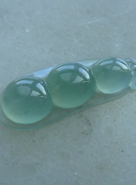 冰种起光蓝晴水翡翠四季豆 天然A货翡翠