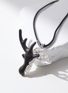 原创檀木鹿头吊坠长款毛衣链