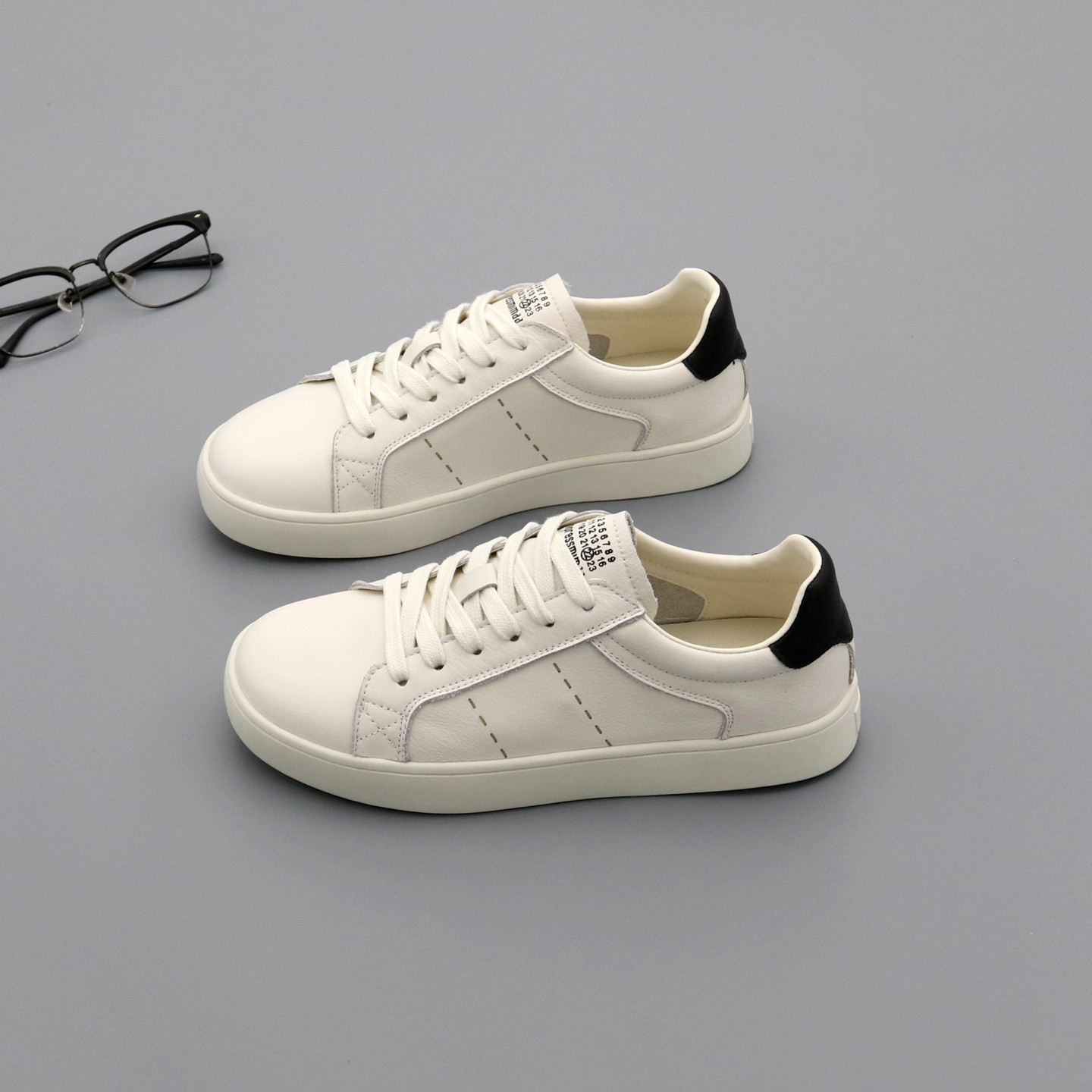 头层牛皮小白鞋女板鞋2026年春季圆头真皮系带平底休闲鞋女单鞋子,淘宝优惠券,粉丝福利购,淘宝优惠卷