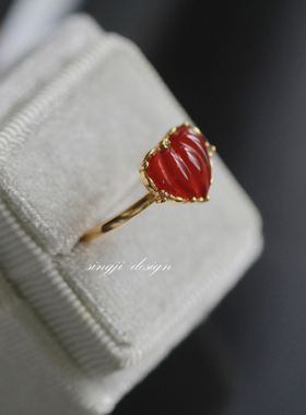 SINGJI简约红宝石戒指