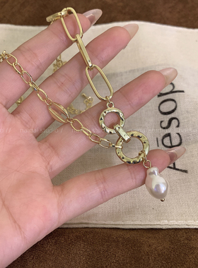 金色珍珠项链~轻奢巴洛克复古宫廷风锁骨链2026新款小众设计颈链A