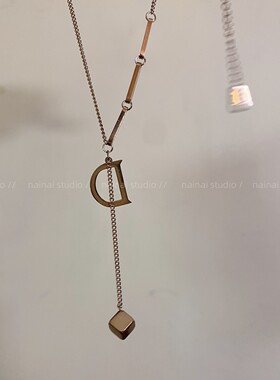 钛钢不掉色！字母D吊坠长款项链~高级感轻奢小众设计锁骨链颈链A