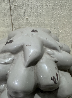 外贸风情 做旧款灰色 立体人物造型 不规则 粗犷 陶瓷居家摆件