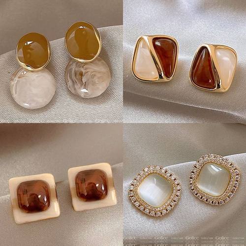 小众设计港风复古耳钉高级感耳饰气质猫眼2025新款轻奢耳坠耳环女 - 图1