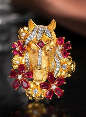 V姐推荐培育红宝石【赤焰追风】原创黄金色马吊坠马年礼物S925