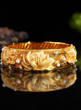 VISING珠宝《连年有余》金色荷花锦鲤珍珠手镯古法金拉丝手工镯