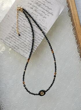 花糖｜自己的浪漫｜轻复古黑金印章花黑尖晶捷克琉璃串珠项链饰品