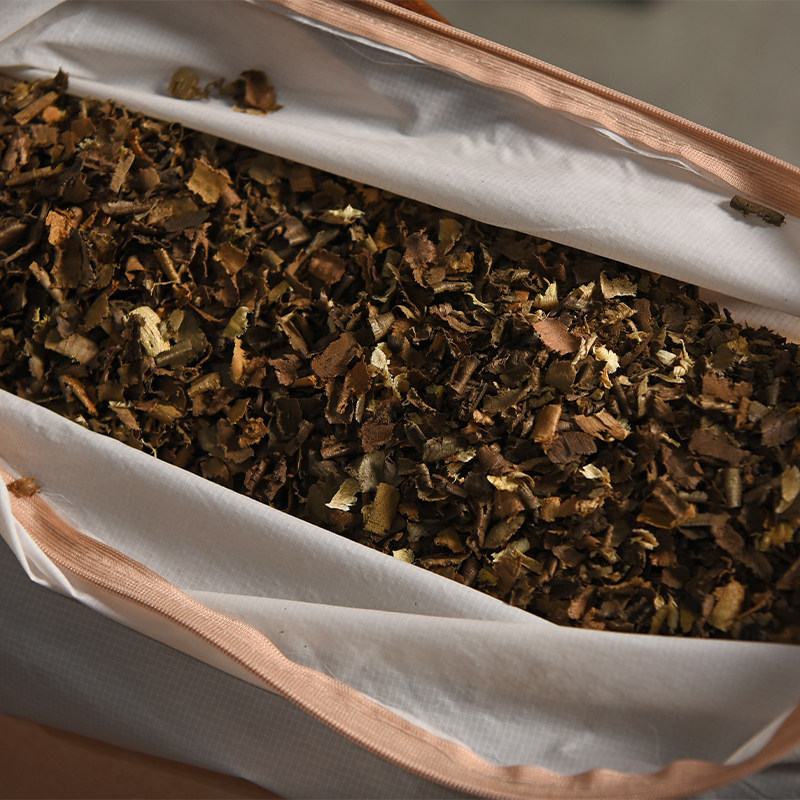 天纵楠木刨花公鸡抱枕靠垫古典客厅沙发床头家居靠垫腰枕原木刨花 - 图3