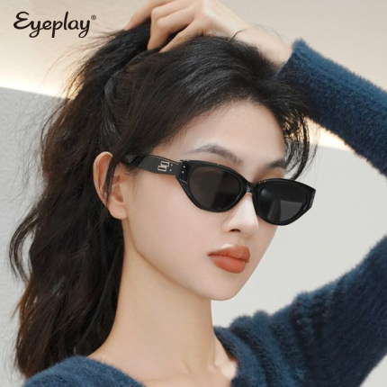目戏墨镜女款小框新款高级感太阳镜开车可选偏光高级感猫眼窄框