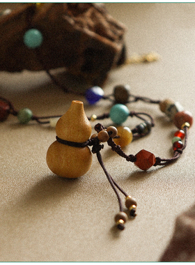 多宝珠编织绳绿檀木小葫芦项链