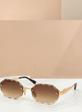 男女通用潮酷百搭遮阳墨镜