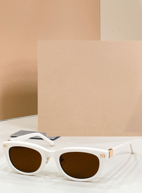 男女通用潮酷百搭遮阳墨镜