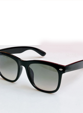 男女通用潮酷百搭遮阳墨镜