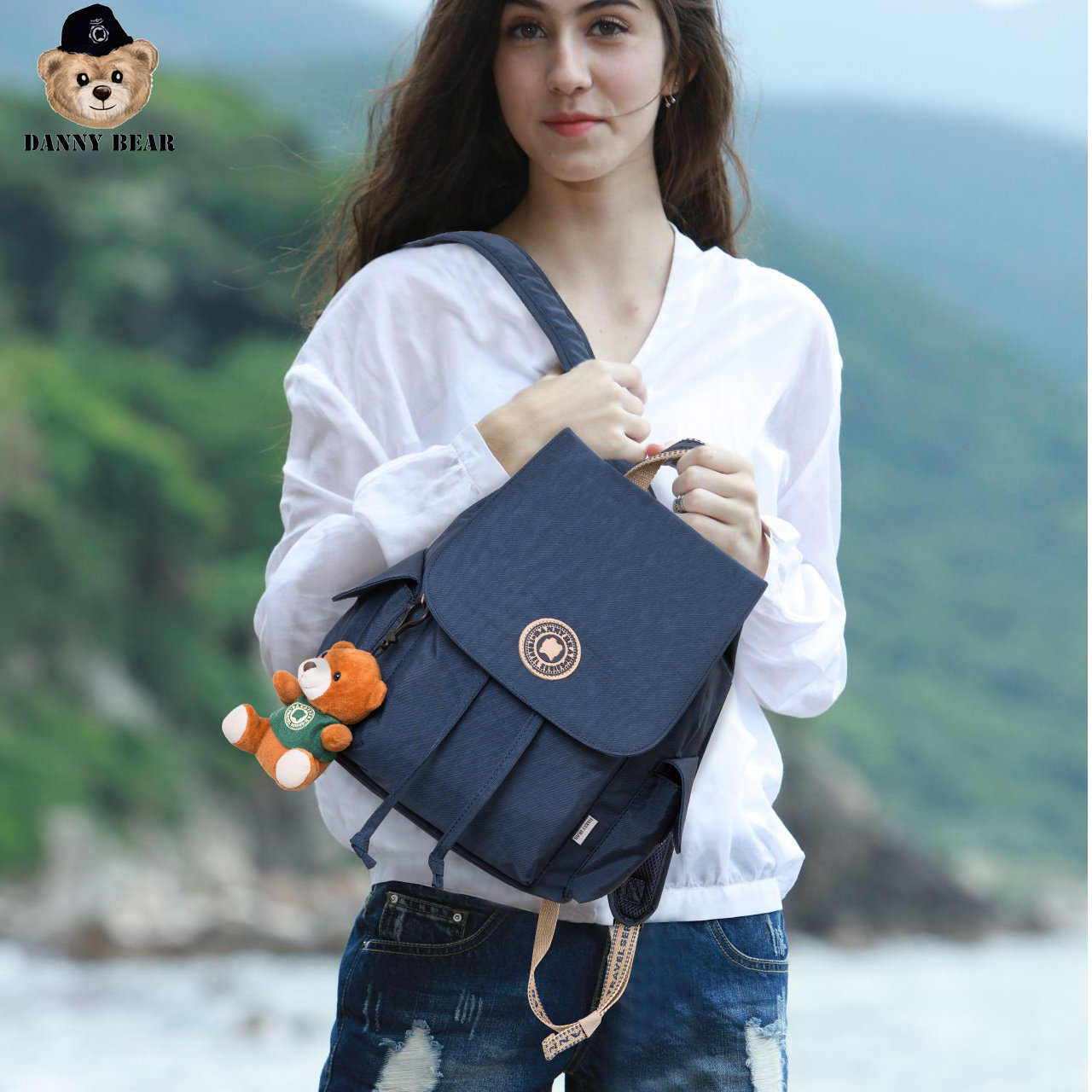 丹尼熊旅行男女运动休闲轻便双肩包 丹尼熊箱包双肩背包