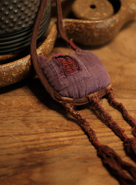 纯亚麻重工水洗刺绣小荷包