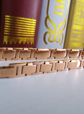 台湾钨钢玫瑰金抗疲劳高档手链