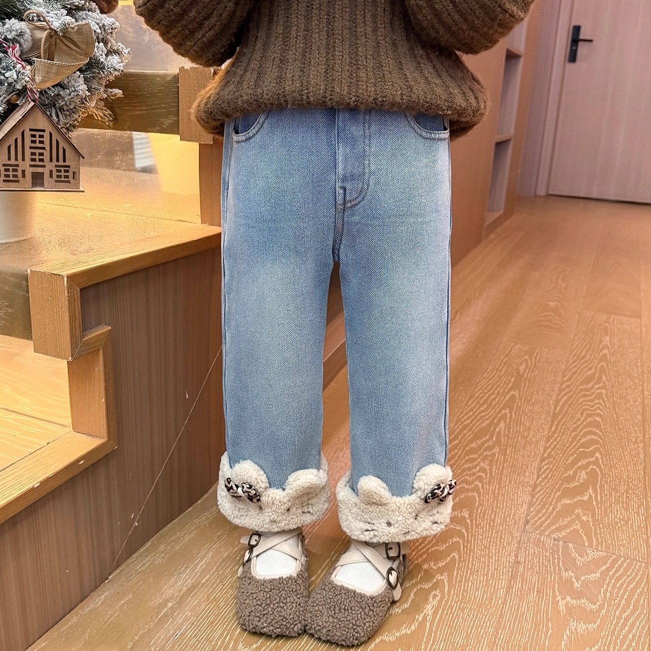 女童牛仔裤子秋冬季2025新款儿童加绒猫咪女宝宝一体绒加厚直筒裤,淘宝优惠券,粉丝福利购,淘宝优惠卷