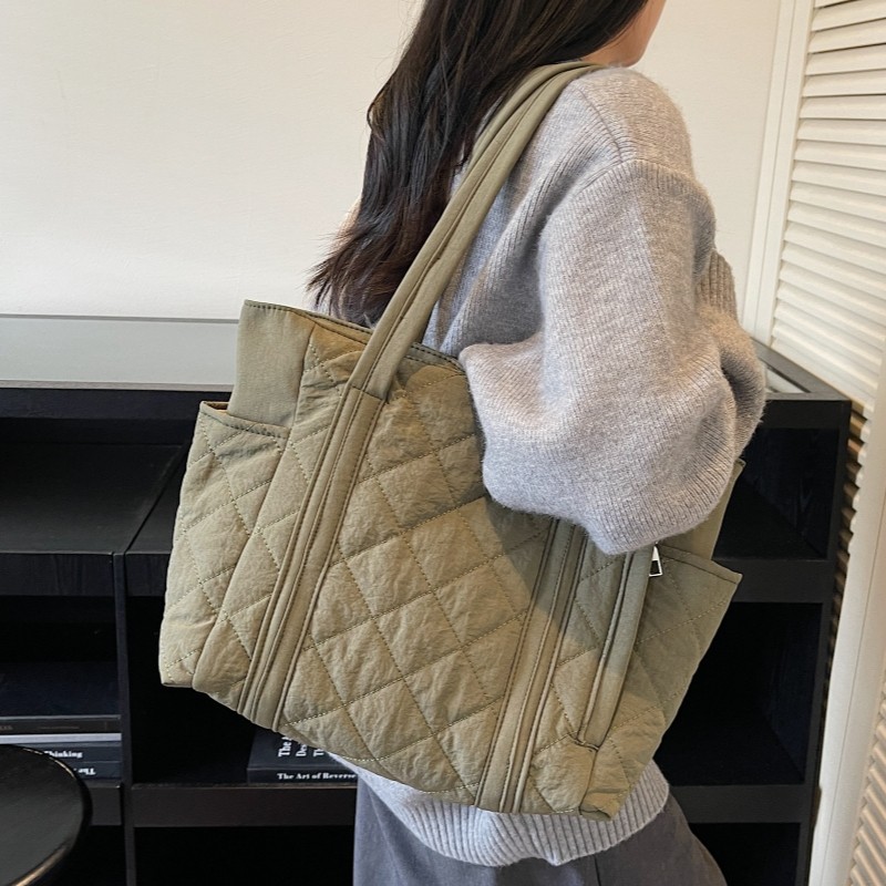 棉服包包女生大容量手提包百搭通勤包菱格纹托特包2025新款单肩包,淘宝优惠券,粉丝福利购,淘宝优惠卷