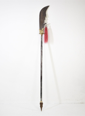 老关公大刀武术道具铁杆一体复古怀旧装饰酒店会所老物件古旧客厅