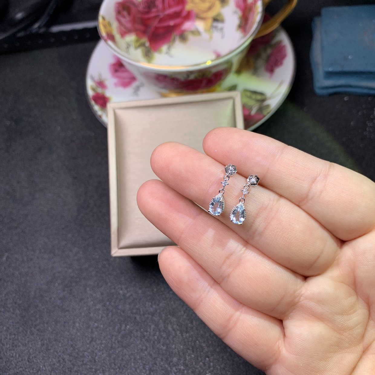 精品天然海蓝宝耳坠 石4*6mm特惠小清新海蓝宝石耳环925银镶嵌,淘宝优惠券,粉丝福利购,淘宝优惠卷