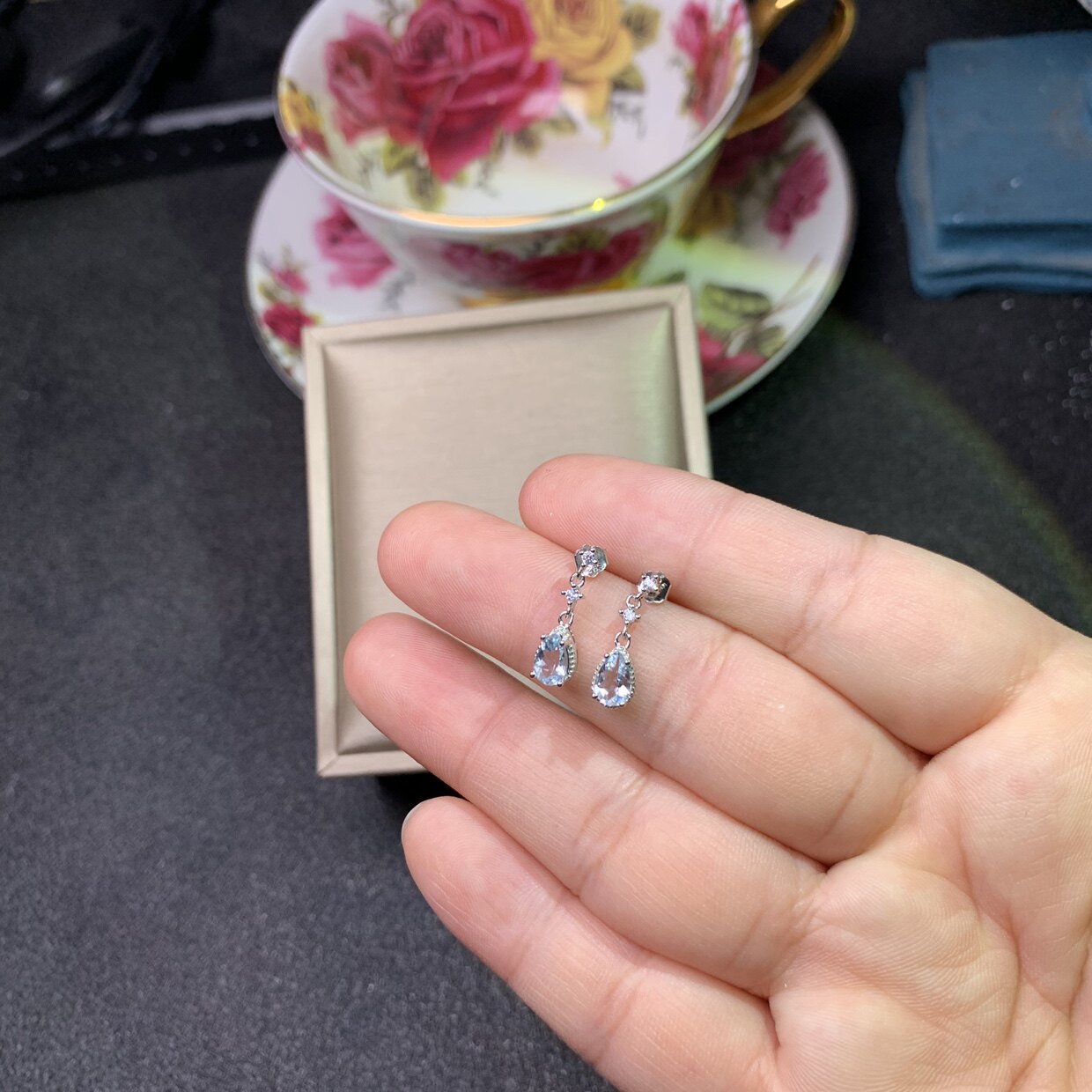 精品天然海蓝宝耳坠 石4*6mm特惠小清新海蓝宝石耳环925银镶嵌,淘宝优惠券,粉丝福利购,淘宝优惠卷