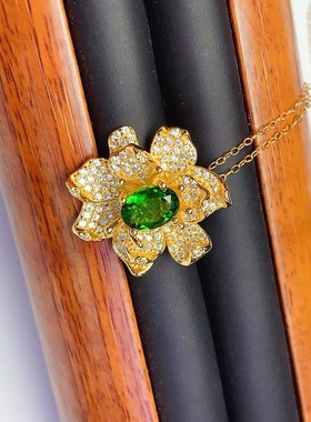 天然透辉石吊坠 925银镀金镶嵌石5*7MM花朵吊坠 设计感美 送项链