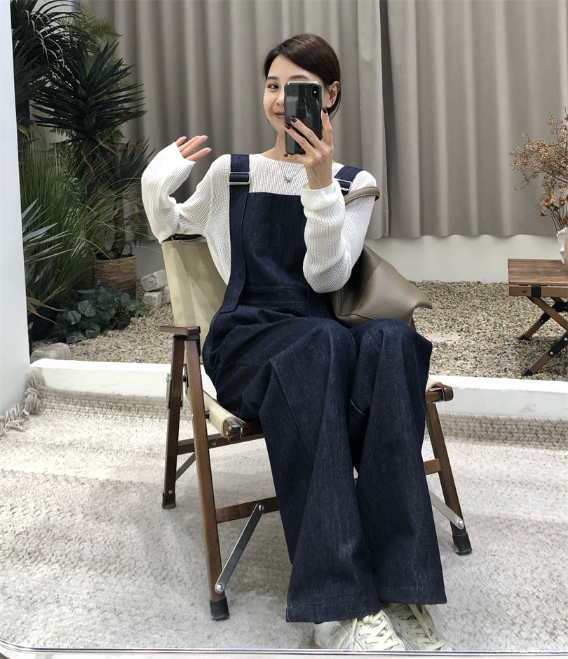 2024春季韩版深蓝色水洗牛仔背带裤女宽松高腰显瘦吊带直筒阔腿裤_虎窝淘
