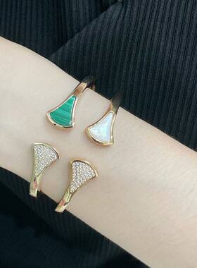 扇形手镯纯银镀18k金白贝母半开口手环裙子手链扇子高级轻奢百搭