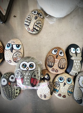石头画猫头鹰手工制作鹅卵石画