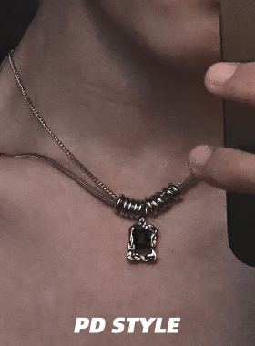 小众设计黑白锆石锁骨风项链